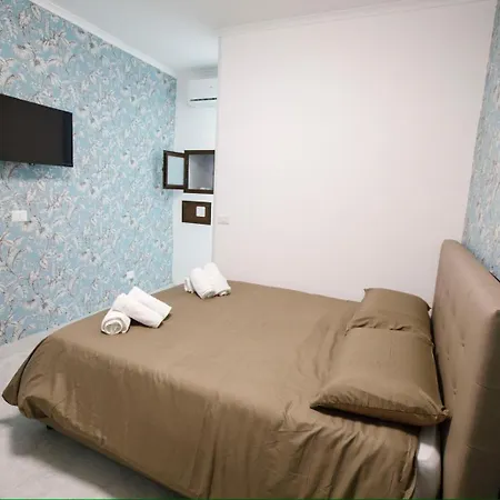 Le Stanze Di Aurora Pensión 3*